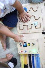 Skrzynka Elektroniczna na Tablicę Manipulacyjną - Pstryk